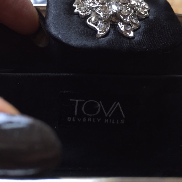 TOVA Beverly Hills elegant evening satin/butterfly - Picture 5 of 8